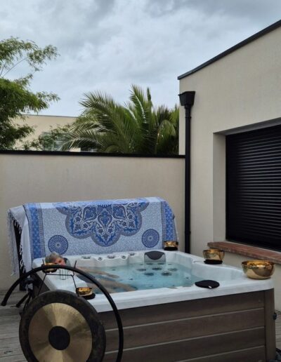 Jacuzzi sonore - Les Chemins du mieux-être